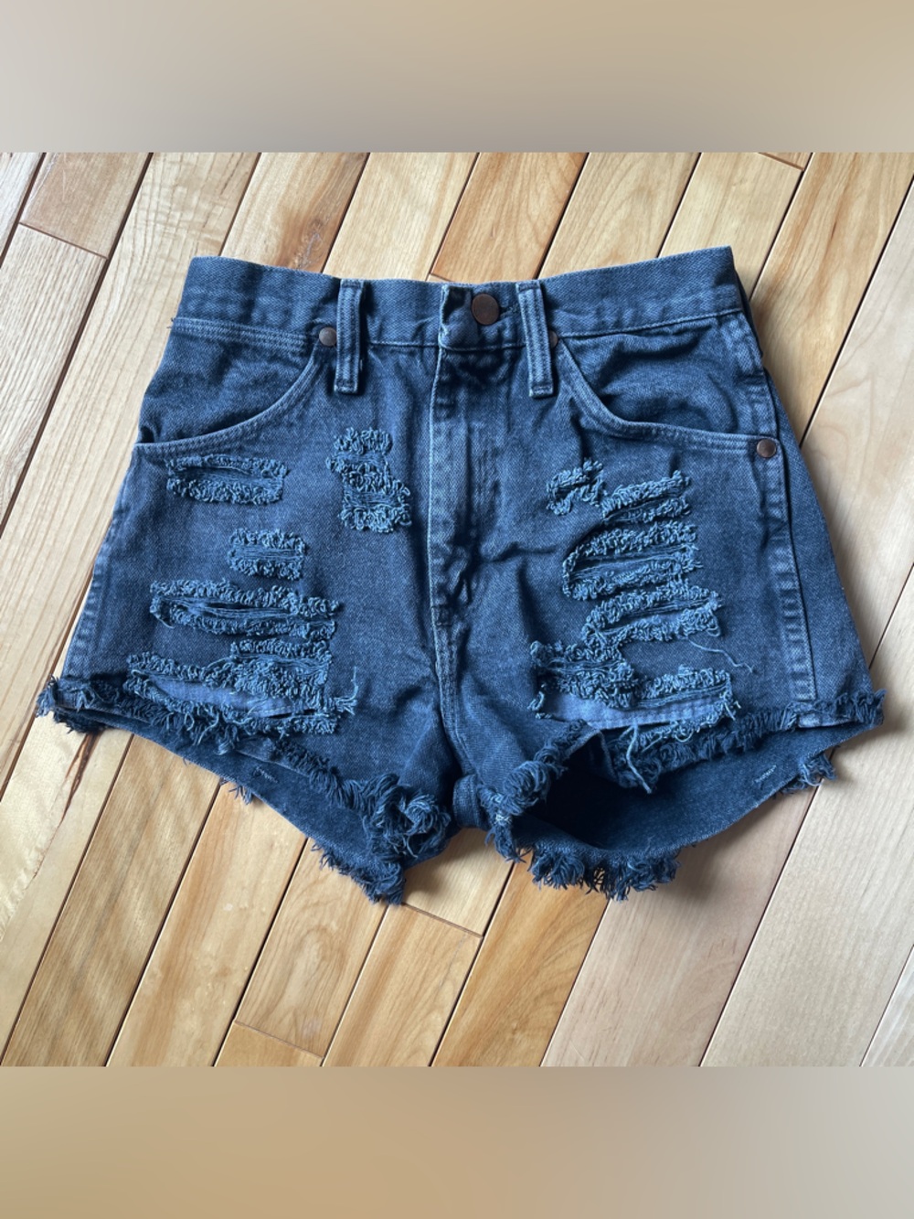 Wrangler Distressed Black Denim Women’s Shorts